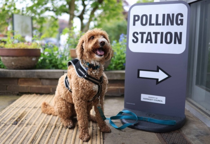 Wahltag für Kommunalwahlen in Großbritannien. Foto: epa/Neil Hall