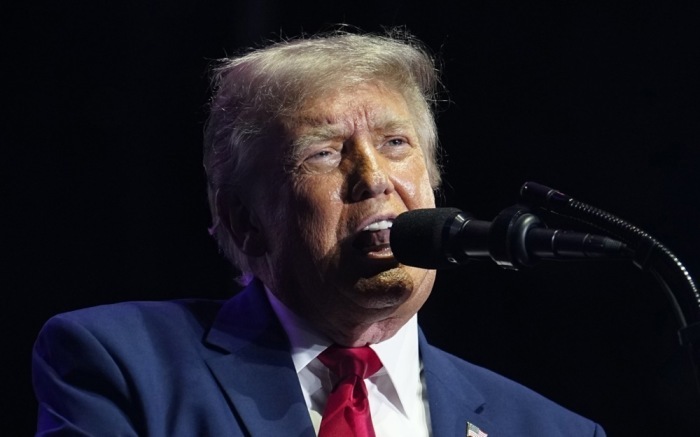 Donald Trump spricht zum Auftakt der 16-tägigen Great American State Fair auf der National Mall in Washington. Foto: EPA/Bonnie Cash/pool