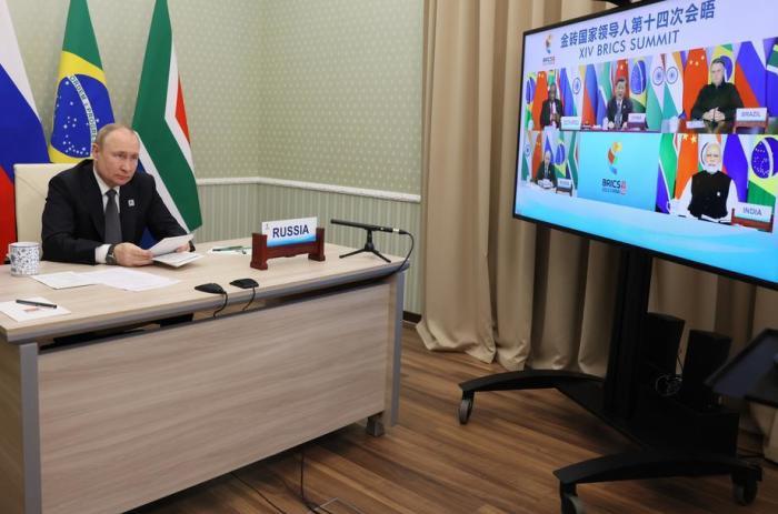 Russischer Präsident Putin nimmt per Videokonferenz am BRICS-Gipfel teil. Foto: epa/Mikhail Metze
