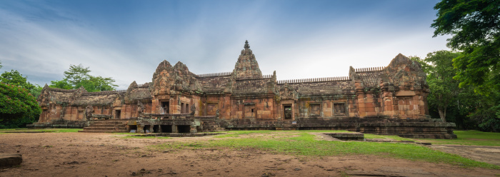 Die antiken Khmer-Ruinen im Isaan zählen zu den kulturellen Höhepunkten des thailändischen Nordostens. Foto: Fotolia.com