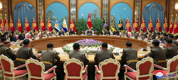 Diese von der staatlichen nordkoreanischen Nachrichtenagentur KCNA zur Verfügung gestellte Aufnahme zeigt Kim Jong Un, Machthaber in Nordkorea. Foto: Uncredited/Kcna/kns/dpa