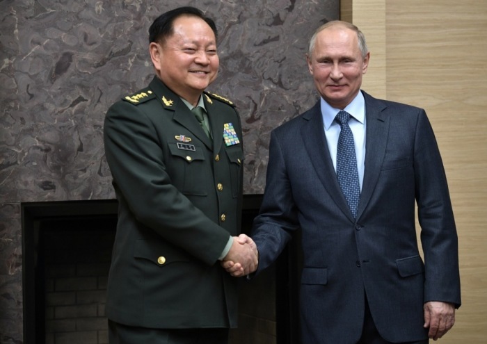 Der stellvertretende Vorsitzende der Zentralen Militärkommission Chinas, Zhang Youxia, besucht Moskau. Foto: epa/Alexei Nikolsky / Sputnik / Kre