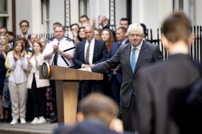 Großbritanniens Premierminister Boris Johnson tritt zurück. Foto: epa/Tolga Akmen