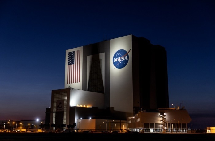 Ansicht des NASA-Fahrzeugmontagegebäudes im Kennedy Space Center in Cape Canaveral. Foto: epa/Cristobal Herrera-ulashkevich