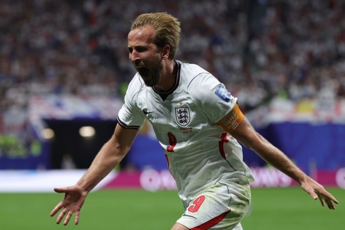 Harry Kane jubelt über seinen Treffer zur 2:1-Führung Englands im WM-Sechzehntelfinale gegen die DR Kongo. Foto: EPA/Cristobal Herrera-ulashkevich
