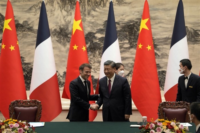 Französischer Präsident Emmanuel Macron besucht China. Foto: epa/Ng Han Guan