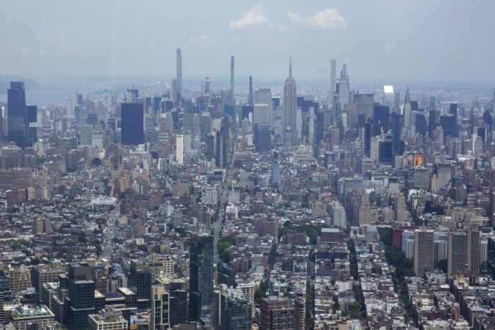 Midtown Manhattan vom One World Trade Observatory in New York aus gesehen. Foto: epa/Sarah Yenesel