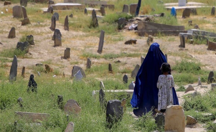 Amnesty berichtet über die Verletzung von Frauenrechten in Afghanistan. Foto: epa/Stringer