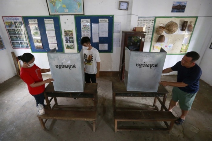 Kambodscha bereitet die Wahllokale für die nationalen Wahlen am 23. Juli vor. Foto: epa/Kith Serey