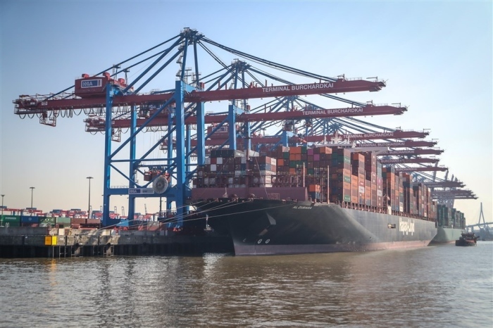 Containerschiff Al Zubara der Reederei Hapag-Lloyd. Archivfoto: epa/FOCKE STRANGMANN
