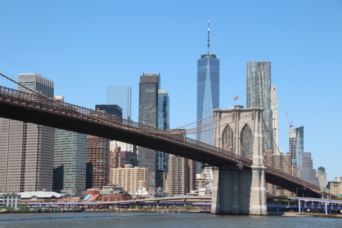 Die New Yorker Brooklyn Bridge. Foto: Christina Horsten/dpa