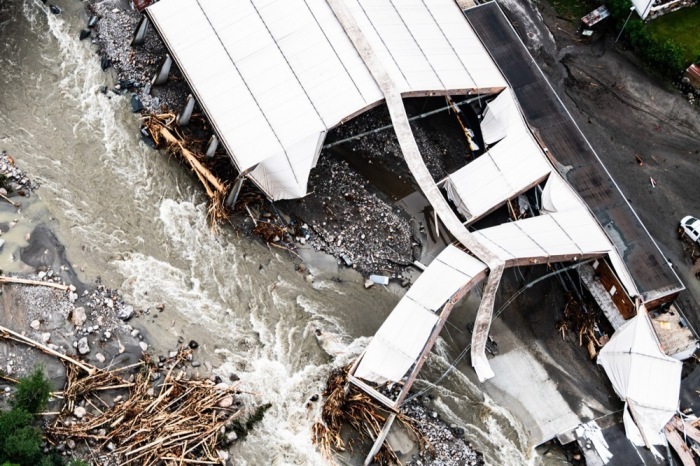 Rutschungen und Überschwemmungen im Maggiatal in der Schweiz. Foto: epa/Samuel Golay