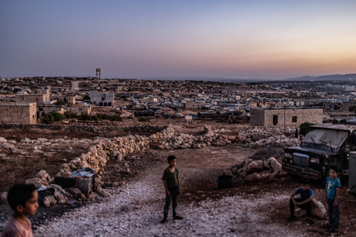 Blick auf das Lager von Al Kamouneh, in denen die Vertriebenen in der Gouvernement Idlib untergebracht sind. Foto: Anas Alkharboutli/dpa