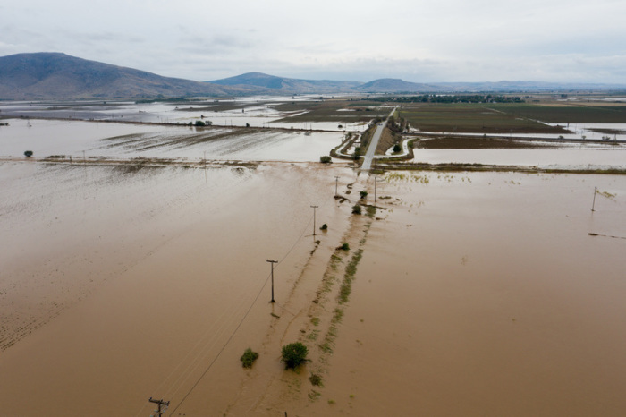 Hochwasser überschwemmt das Gebiet in Karditsa in der Region Thessalien. Foto: Antonis Nikolopoulos/Xinhua/dpa