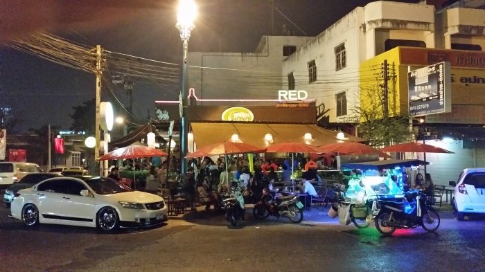 Nachtleben in Khon Kaen. Foto: Jahner