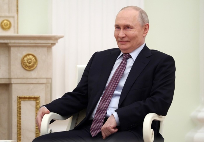 Vladimir Putin nimmt im Kreml an einem Treffen mit dem belarussischen Präsidenten Alexander Lukashenko teil. Foto: epa/Ramil Sitdikov / Pool