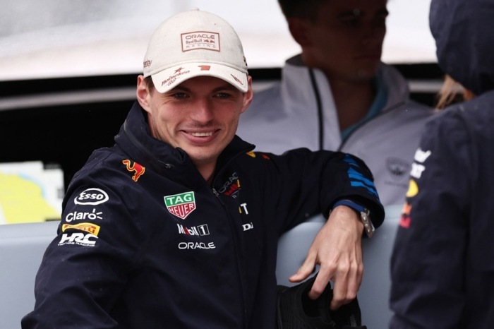 Der Red Bull Racing-Pilot Max Verstappen aus den Niederlanden kommt beim Großen Preis von Monaco auf dem Circuit de Monaco in Monte Carlo an. Foto: epa/Anna Szilagyi