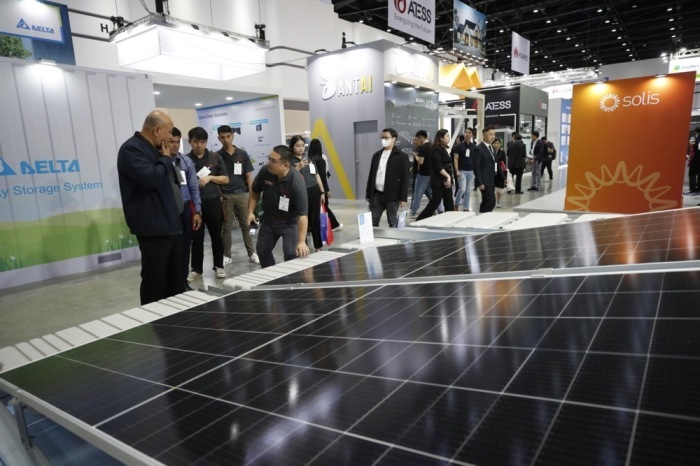 Solarenergie soll nach dem neuen Stromentwicklungsplan eine tragende Rolle in Thailands künftiger Energieversorgung übernehmen. Foto: epa/Rungroj Yongrit