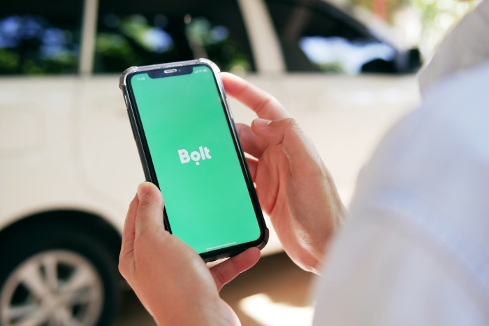 Der Fahrdienstvermittler Bolt hat den beschuldigten Fahrer nach dem Vorfall in Bangkok dauerhaft von seiner Plattform ausgeschlossen. Foto: Chansom Pantip/Adobe Stock