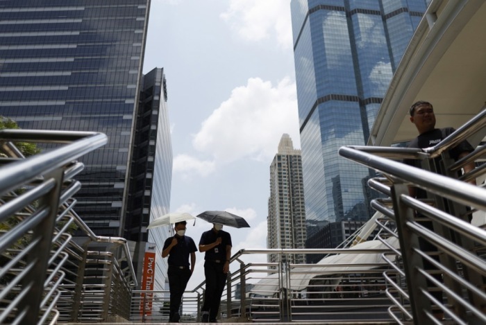 Vor allem moderne Büroimmobilien können sich auf Bangkoks Büromarkt derzeit erfolgreich behaupten. Foto: epa/Rungroj Yongrit