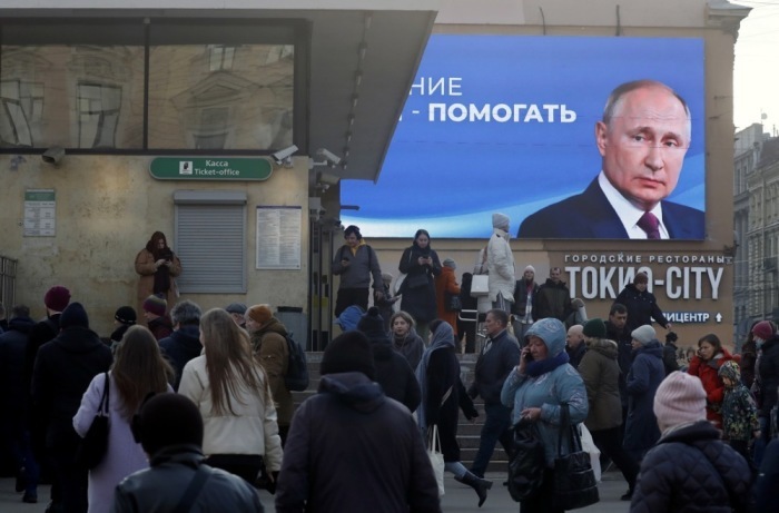 Die Vorbereitungen für die bevorstehenden russischen Präsidentschaftswahlen in St. Petersburg. Foto: epa/Anatoly Maltsev