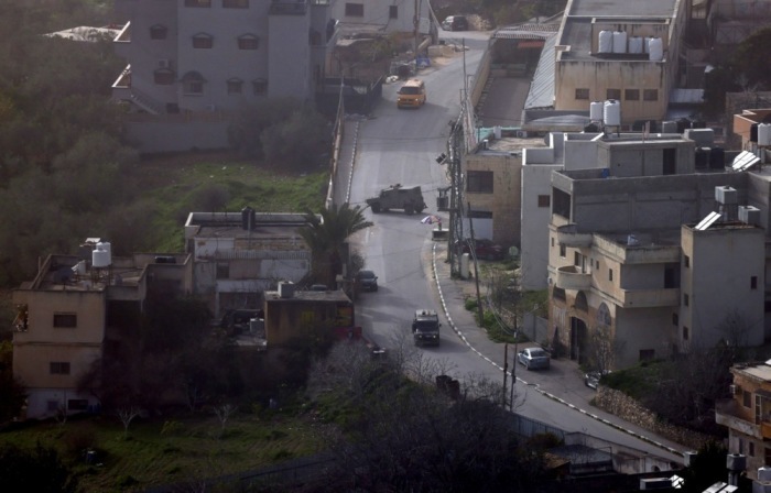 Israelische Truppen stürmen palästinensisches Dorf, während die UNRWA vor einem „stillen Krieg“ im Westjordanland warnt. Foto: epa/Alaa Badarneh