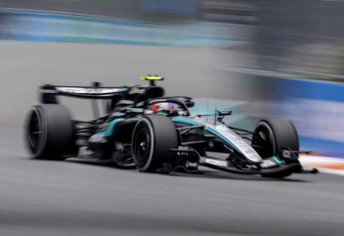 Andrea Kimi Antonelli im Mercedes beim Großen Preis von Miami auf dem Miami International Autodrome in Florida. Foto: epa/Cristobal Herrera-ulashkevich