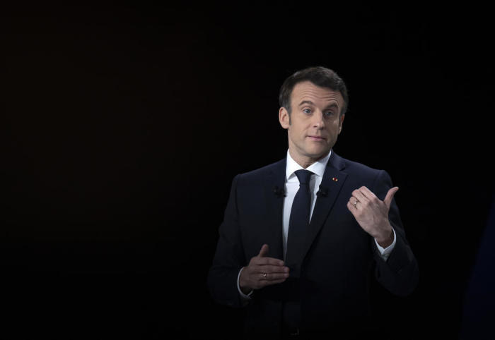 Frankreichs Präsident und Kandidat für die Wiederwahl Emmanuel Macrons in Aubervilliers. Foto: epa/Ian Langsdon