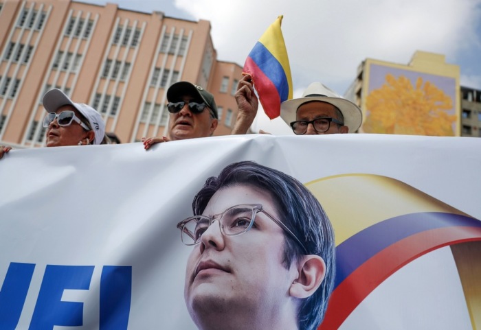 Menschen nehmen an der „March of Silence“-Demonstration in Cali teil. Foto: epa/Ernesto Guzman Jr