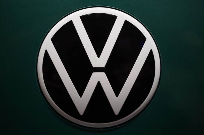 Das Logo von Volkswagen. Foto: epa/Clemens Bilan