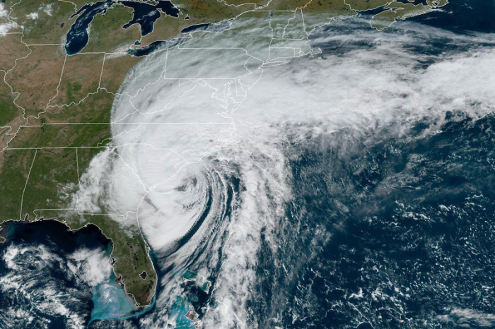 Das von der National Oceanic and Atmospheric Administration (NOAA) zur Verfügung gestellte Satellitenbild zeigt Hurrikan «Ian», der im September 2022 Verwüstungen an der Südostküste der USA anrichtete. Foto: AP/dpa