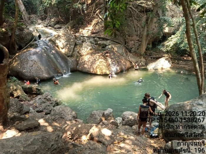 Der Erawan-Nationalpark in Kanchanaburi ist nach vorübergehender Schließung wegen erhöhter Feinstaubwerte und Waldbränden wieder für Besucher geöffnet worden. Bild: Erawan National Park