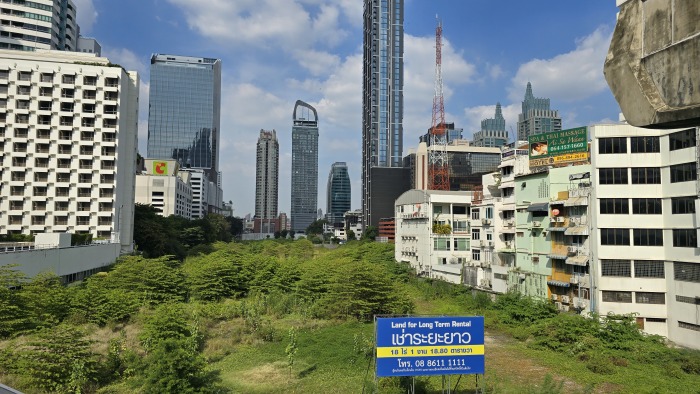 Fast jede vierte Eigentumswohnung in Bangkok steht leer – ein volkswirtschaftlicher Schaden von Milliardenhöhe. Foto: Rüegsegger