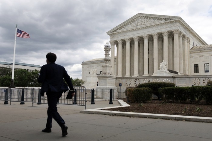 Der Oberste Gerichtshof der USA in Washington entscheidet in den kommenden Wochen über mehrere wichtige Verfahren. Foto: epa/Will Oliver