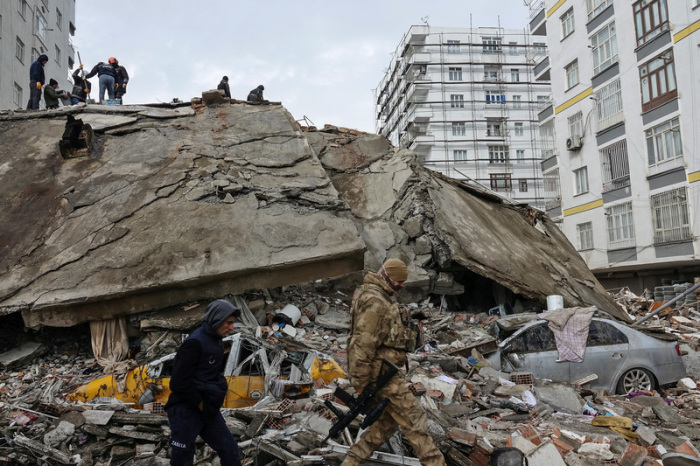 Deutschland verdoppelt die Hilfe für die Opfer des Erdbebens in der Türkei und in Syrien. Foto: Mehmet Masum Suer/Sopa Images Via Zuma Press Wire/dpa
