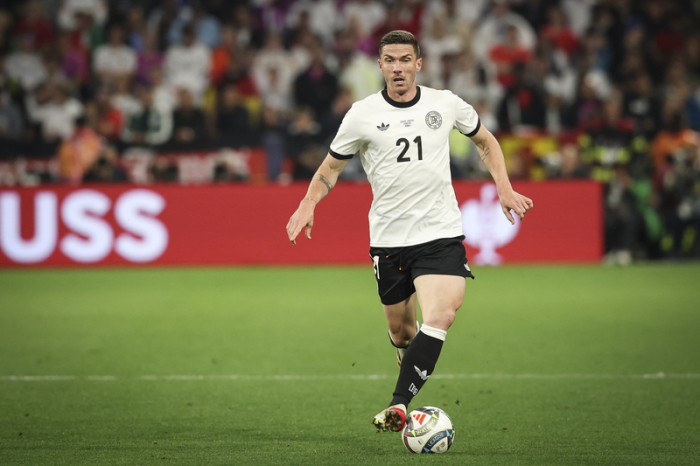 Robin Gosens im Trikot der deutschen Nationalmannschaft während des Nations-League-Halbfinales gegen Portugal. Foto: Christian Charisius/dpa