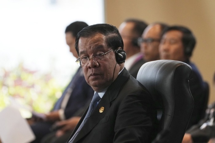 Hun Sen, der kambodschanische Premierminister, in Labuan Bajo. Foto: epa/Achmad Ibrahim