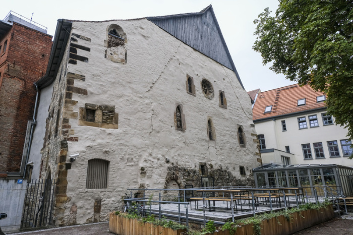 Die Alte Synagoge soll nach dem Wunsch der Stadt in die Unesco-Welterbe-Liste aufgenommen werden. Foto: Jens Kalaene/dpa
