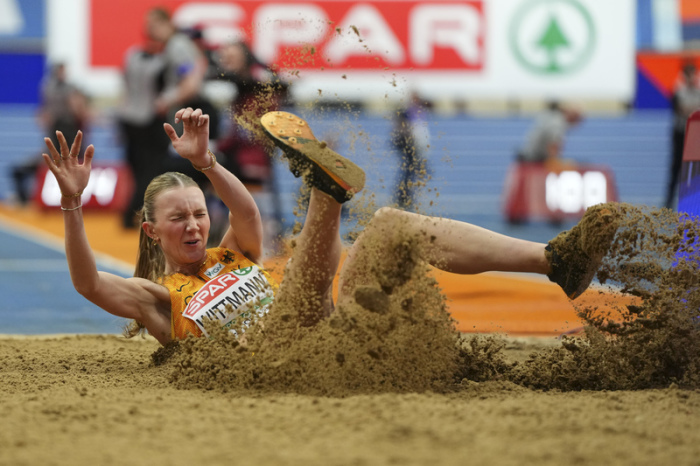 Europameisterschaft. Deutschlands Kira Wittmann in Aktion während der Dreisprung-Qualifikationsrunde. Foto: Peter Dejong/Ap/dpa