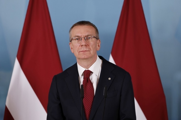Lettlands Präsident Edgars Rinkēvičs spricht nach dem Treffen der baltischen Staatsoberhäupter in Riga über Sicherheit, EU- und Nato-Grenzschutz sowie Ukraine-Hilfe. Foto: epa/Toms Kalnins
