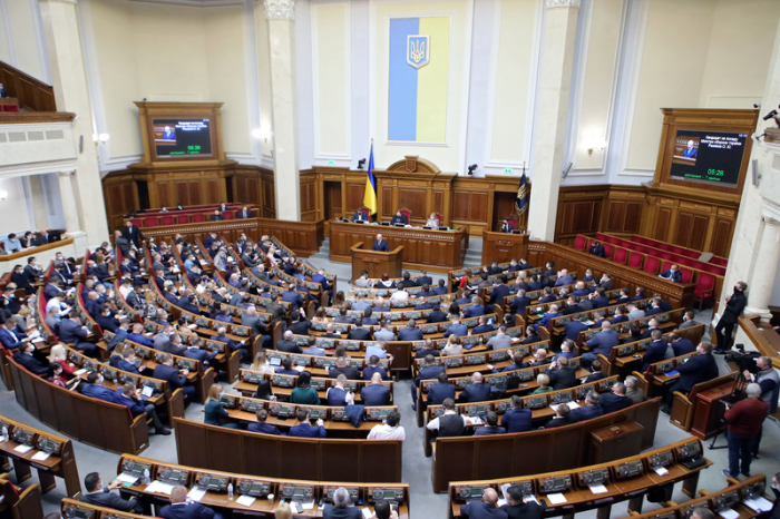 Abgeordnete nehmen an der Ernennung des neuen Verteidigungsministers der Ukraine in der Werchowna Rada teil. Foto: Ukrinform/dpa