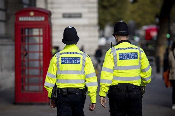 In Westminster patrouillieren Polizeibeamte. Archivfoto: epa/TOLGA AKMEN