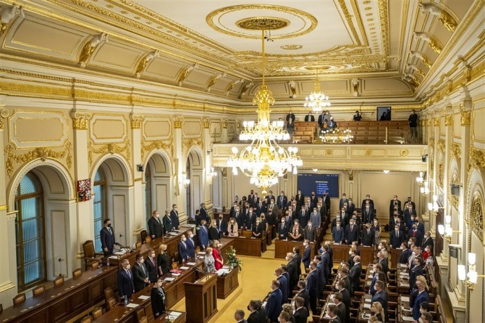 Eine allgemeine Ansicht während einer Sitzung der Abgeordnetenkammer in Prag. Foto: epa/Martin Divisek