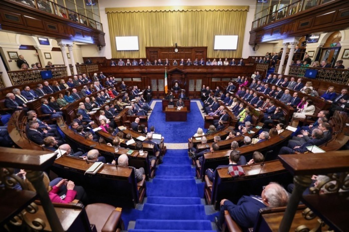 Irisches Parlament stimmt in Dublin über den neuen Premierminister ab. Foto: epa/Fergal Phillips