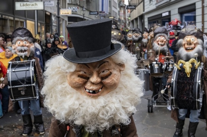 Fasnacht in Luzern am Fetten Donnerstag in Luzern. Foto: epa/URS FLUEELER