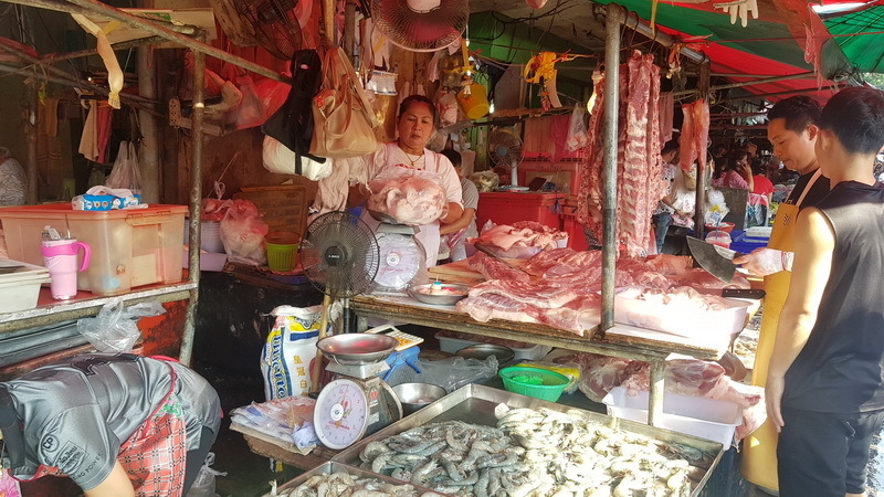 Khlong Toei Fresh Market